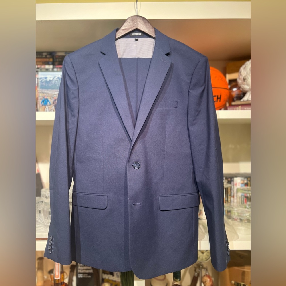 Express Men’s Two-Piece Suit, Slim Fit, 40R, Navy, New Without Tags